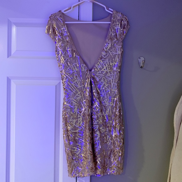 Lulus gold sequined dress - Picture 4 of 4